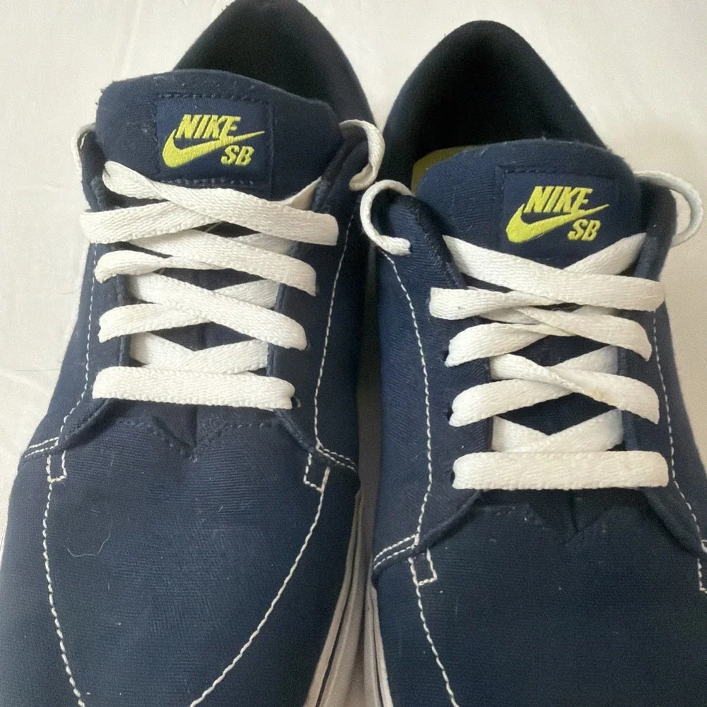 Men NIKE SATIRE CANVAS Navy Blue Trainers‎ 555380-431 US 10.5 skateboard shoes *